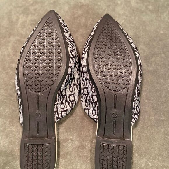 #328 FASHION Fabric Silver metallic Mules - Picture 8 of 8